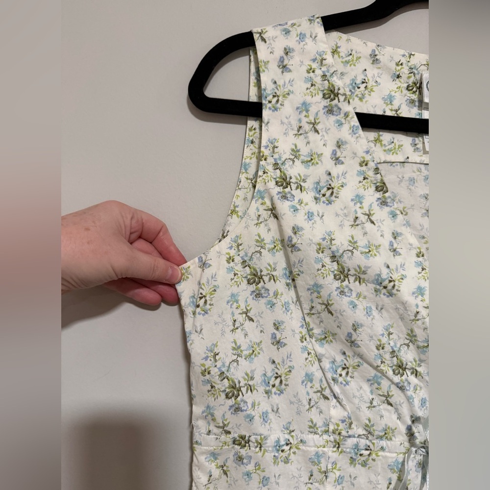 Laura Ashley Dainty Floral Sleeveless Surplice Top Dress Size 6 Cottagecore - Picture 3 of 7